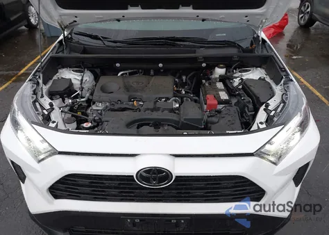 2024 Toyota Rav4 Xle z USA, uszkodzony, nr VIN 2T3P1RFV5RC479366